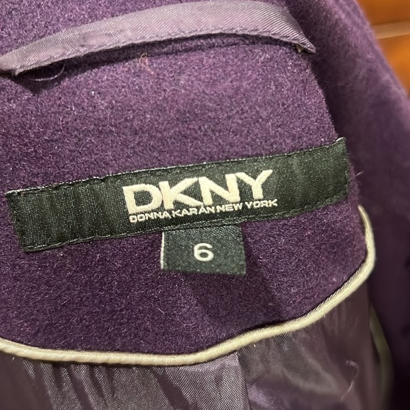 Gorgeous purple double breasted pea coat by DKNY - Picture 6 of 7